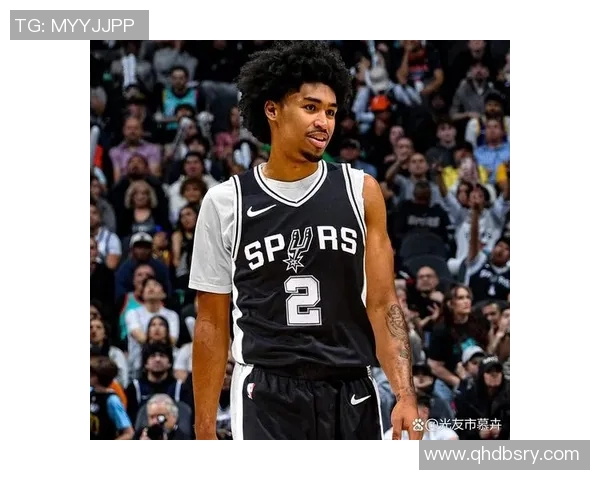 弗拉格夏联首秀表现平平关键时刻防守与助攻助力球队胜利